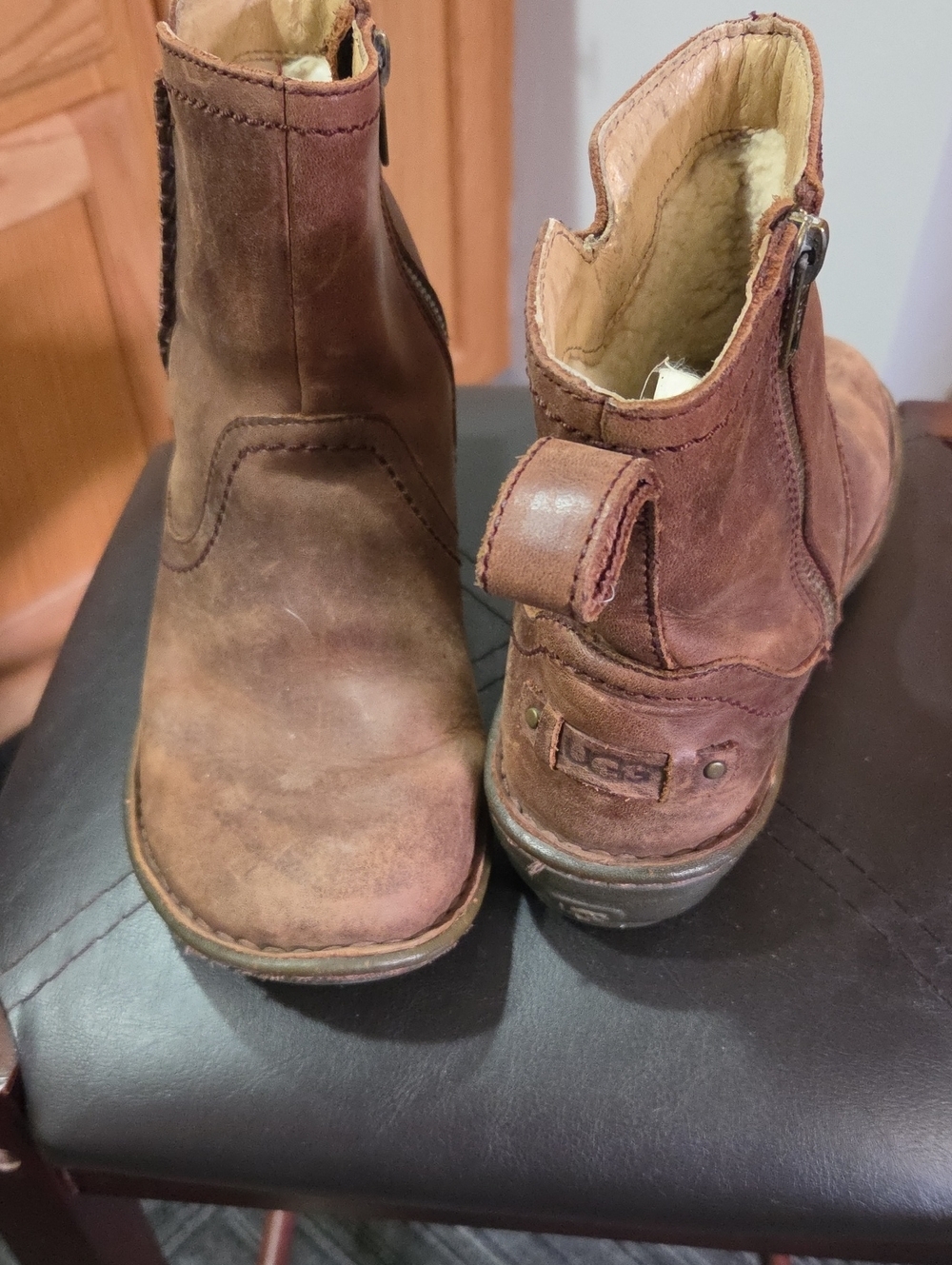 UGG Chestnut Brown Leather Shearling Zip Boots
